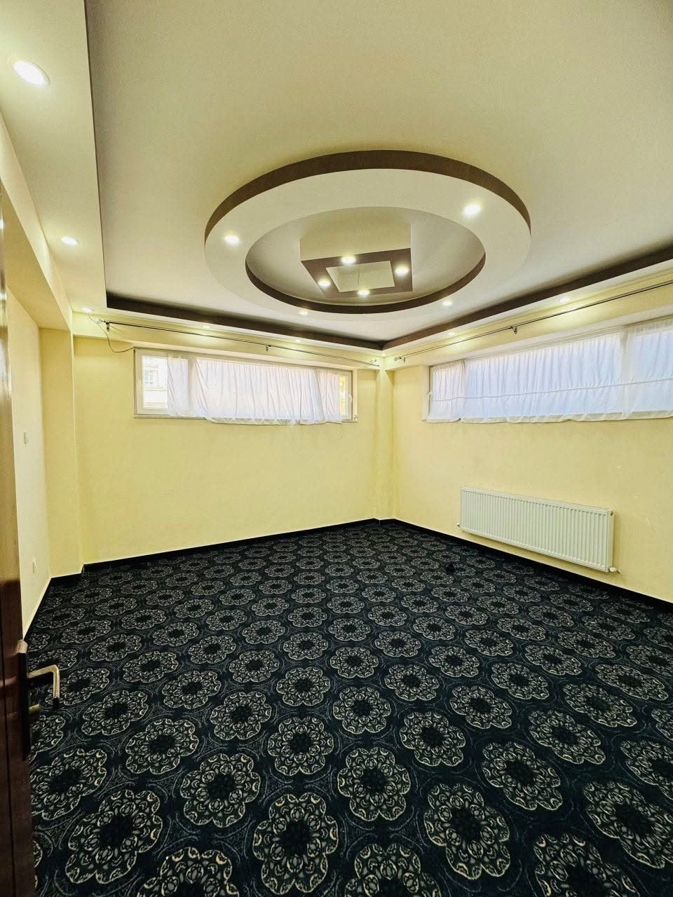 Urgent! 4-room apartment for rent in Timeni project, Kabul