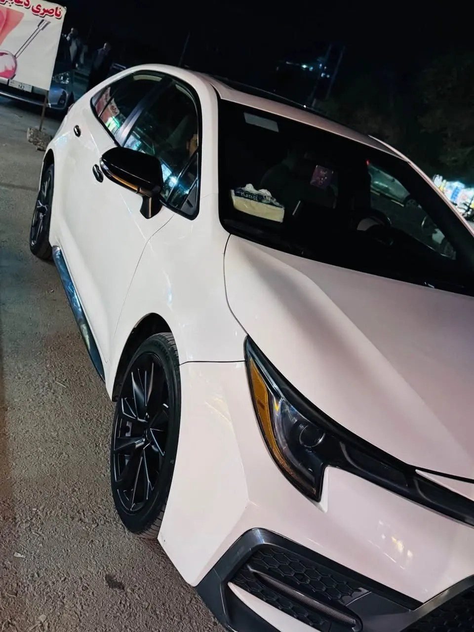 Corolla amrikaii SE model 2021 white, tp dar, radar and kroz