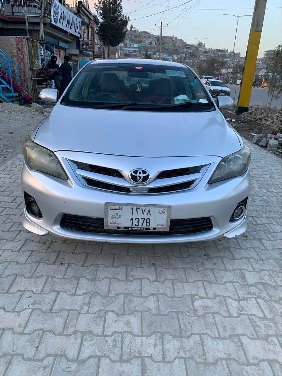 Toyota Corolla 2010 silver, clean documents, no dents, cable