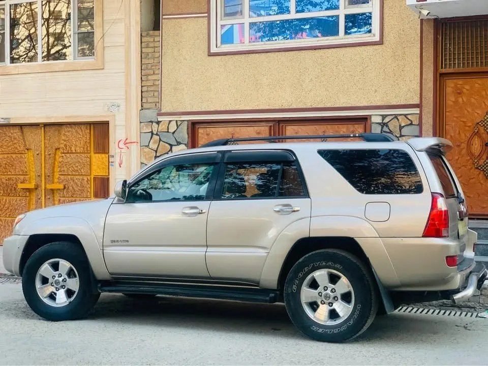 Toyota fornr 2004 shsh slndr ptrol color tlaii