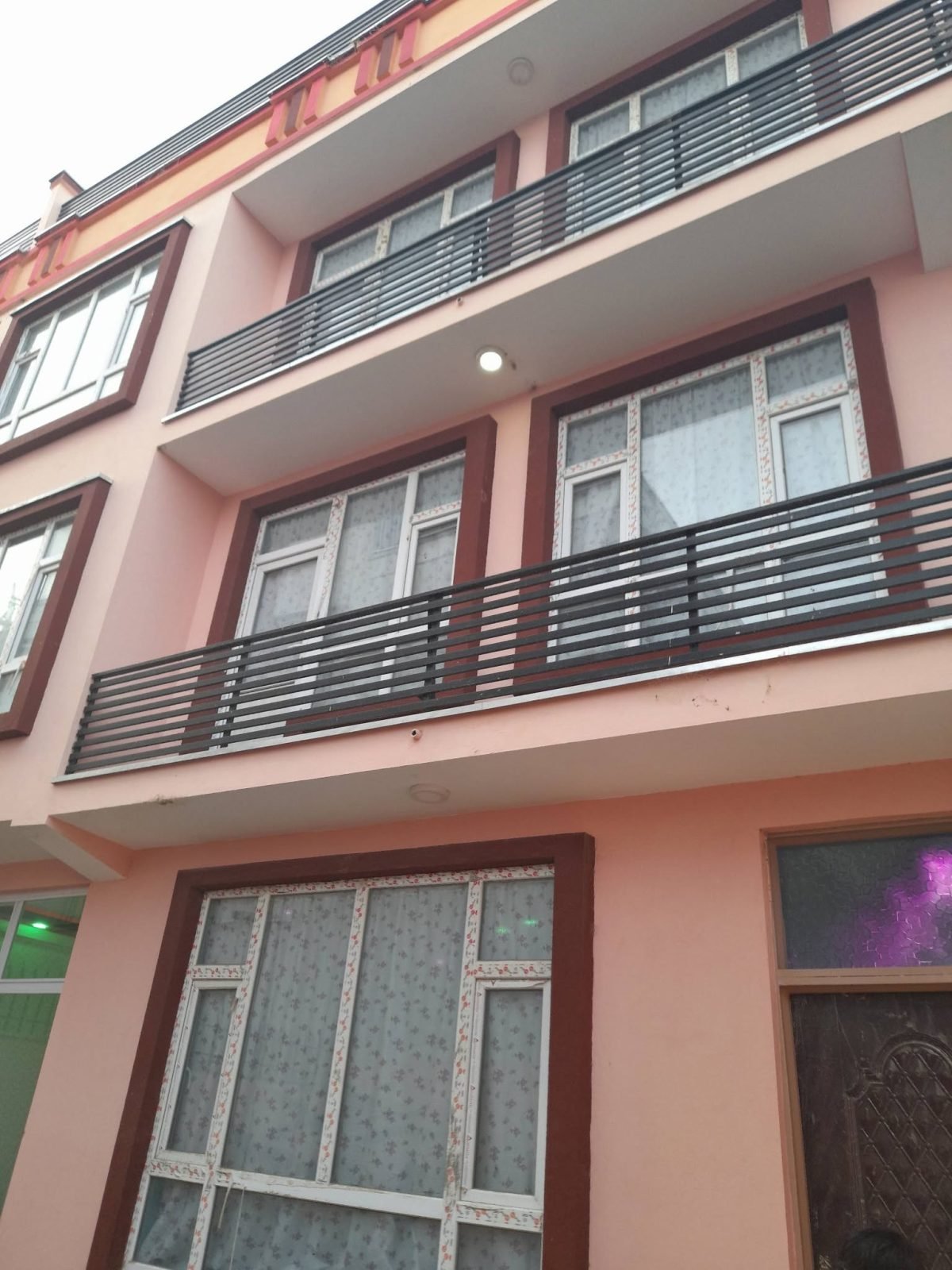 one drbndhoili froshi oaqa district hftm shhr Kabul bazar dogh abad nzdik srk to this mshkh