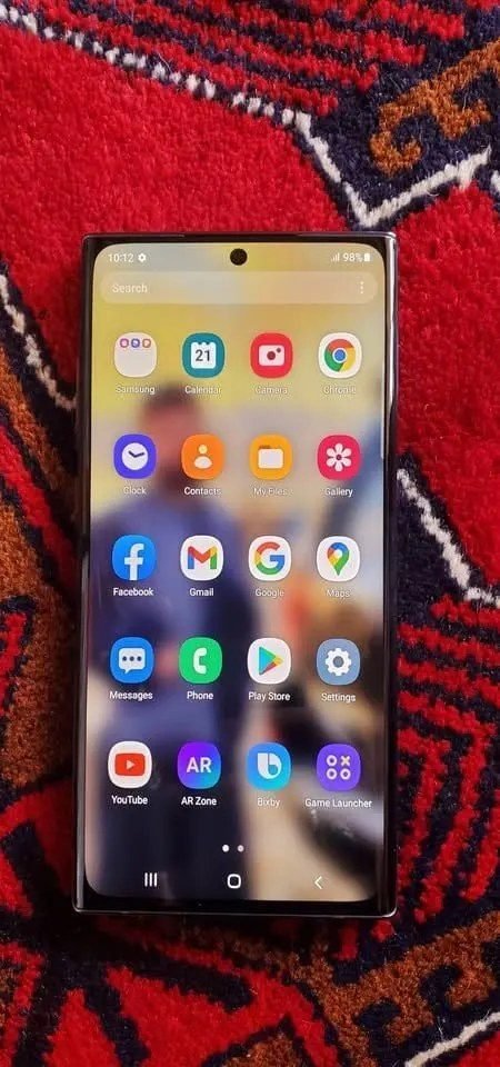 Samsung glksi not 10 plas 256 gigabait, RAM 12 gigabait, ozait good