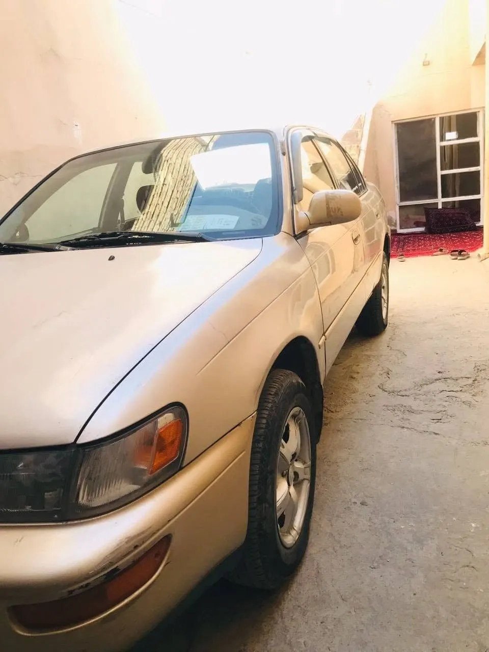 Toyota Corolla DX model 1995 bdon spare tire
