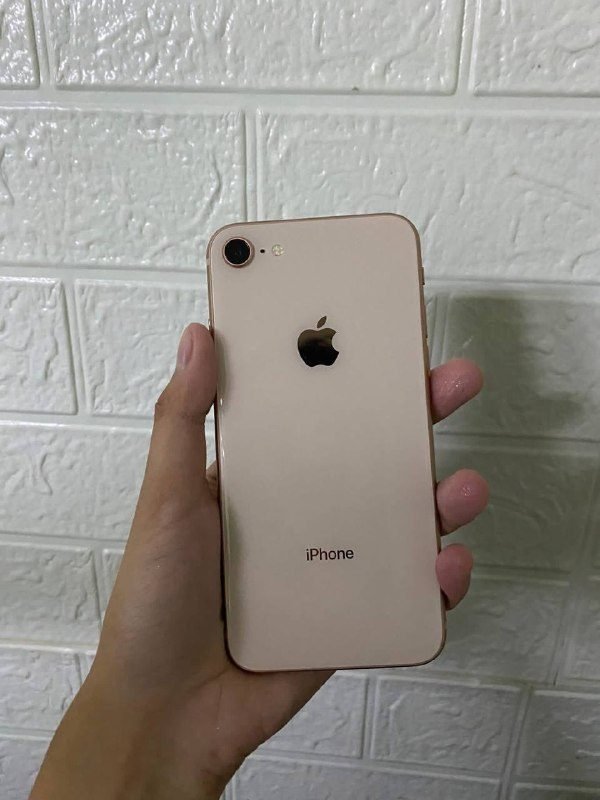 iPhone 8