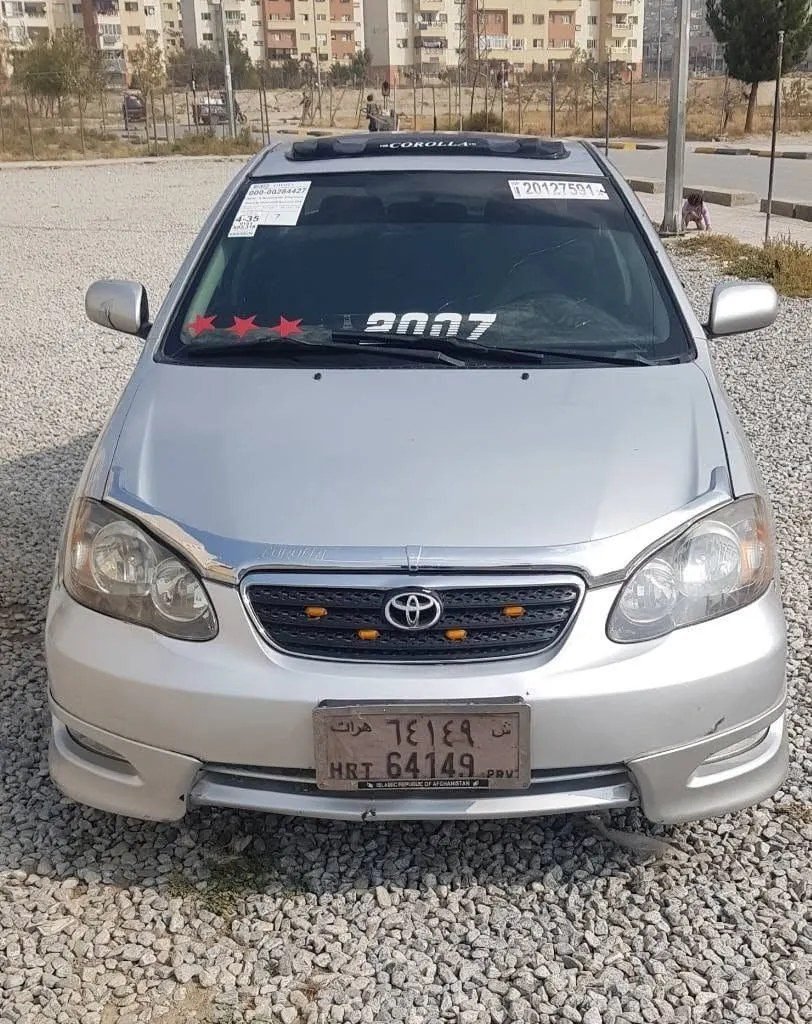 Toyota Corolla model 2006 kanadaii aiks klas, silver, automatic