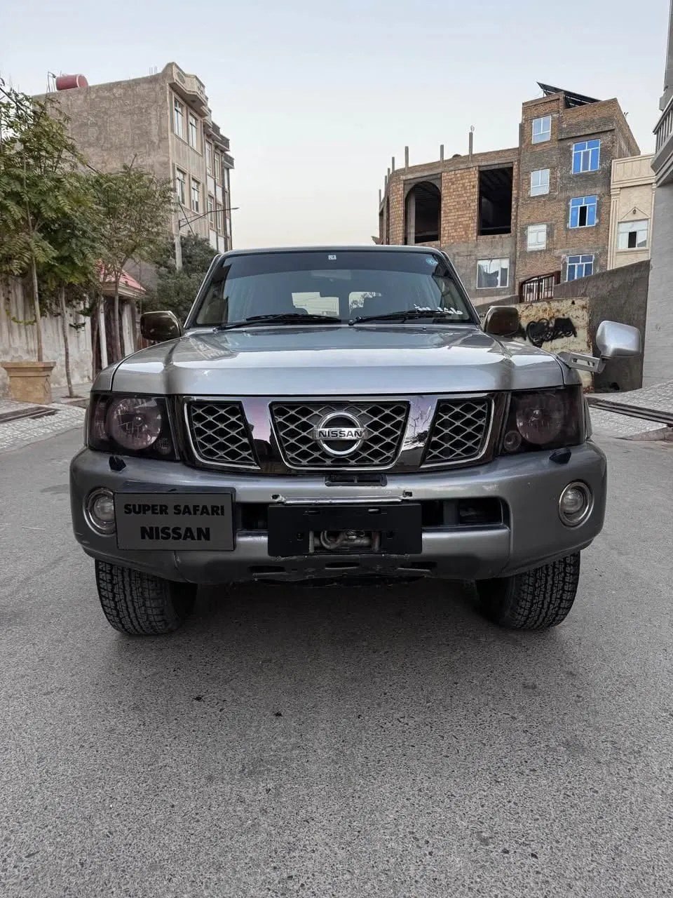 Nissan Super Safari 2009 model, six-cylinder, automatic, Herat