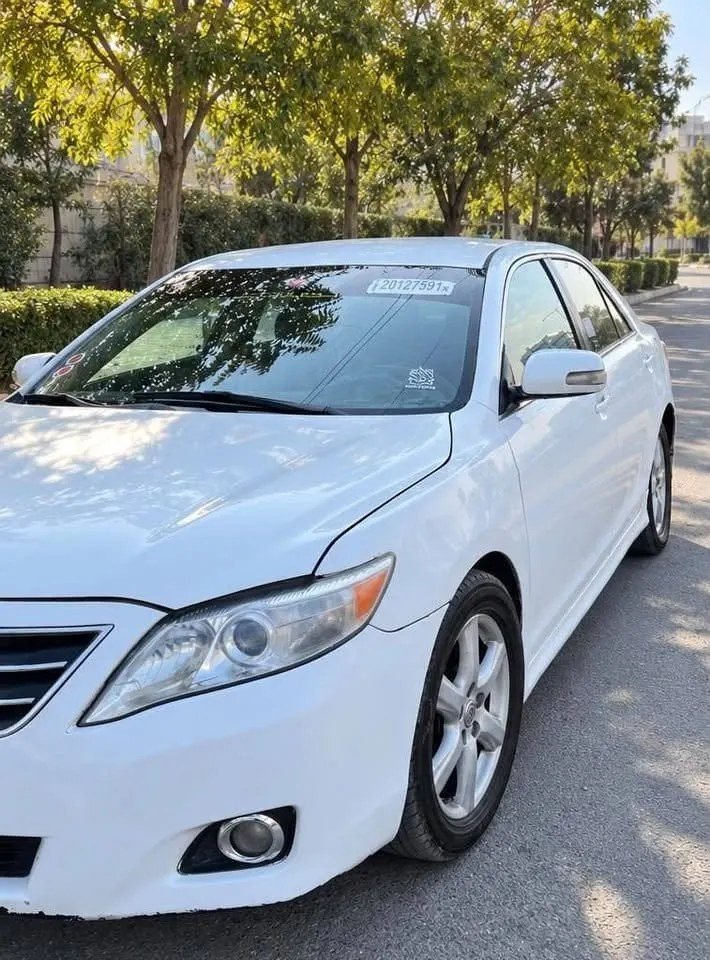 Toyota Camry 2009 full options white, 4 cylinder, automatic