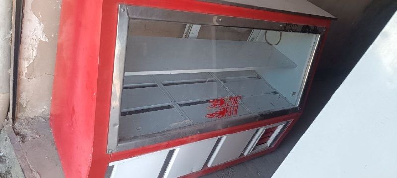 سلام یخچال فروشی کاملا نو سالم بفروش میرسد قیمت11000باجور آمد تماس 0731085072