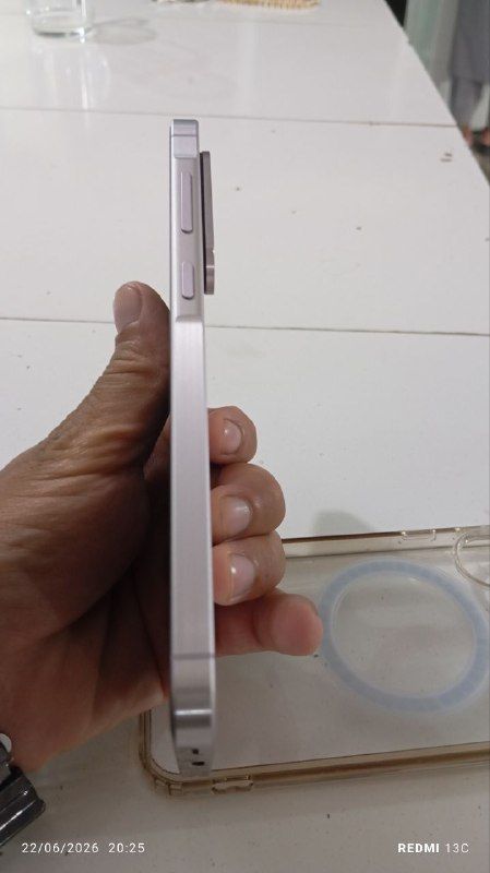 Hello, good time to all friends, a very clean A56 phone, barely working, internal memory 256 GB, 8 GB RAM, price 17500 afghani, it fits well, contact numbers 0789884086. 0729467103