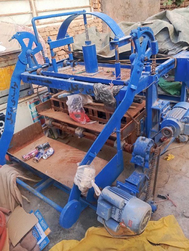 Electric block machine with three new motors