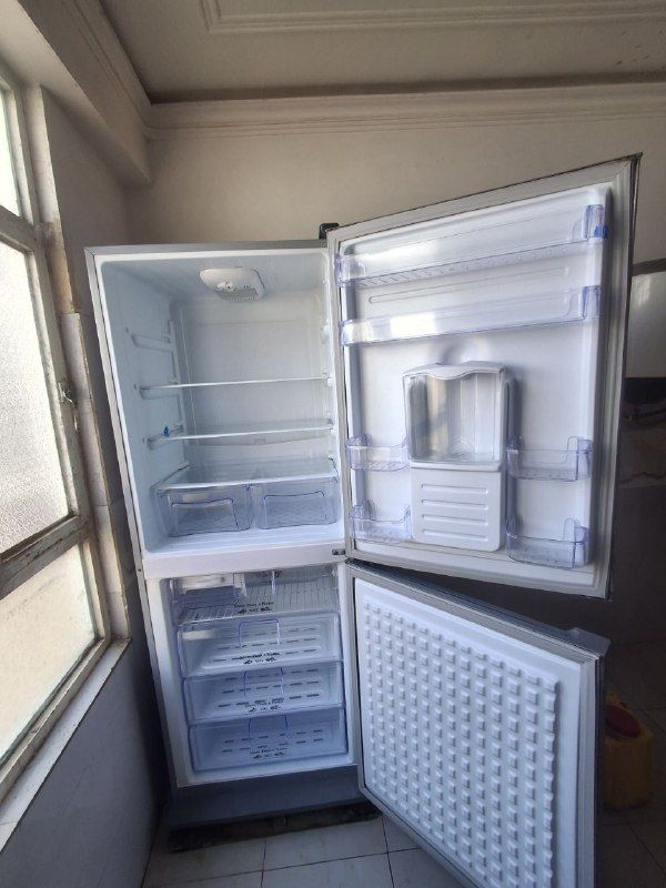 Smart refrigerator, new model, very clean, healthy, low consumption, freezes in 15 minutes, just call, I will answer 0792105785