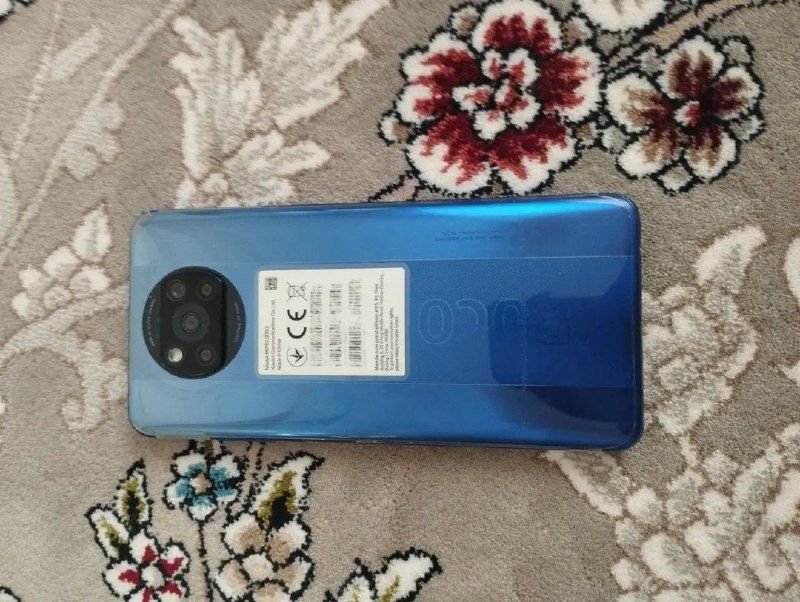 گوشی پوکو اکس 3 حافظه 256 با رم 8کاملا ثابت بدون یک خط خش موقعیت هرات 0789301705