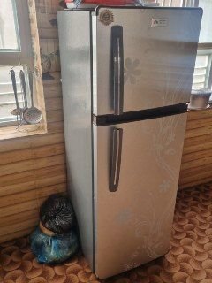 This refrigerator is new and healthy. It is for sale. Need money. 0790138487