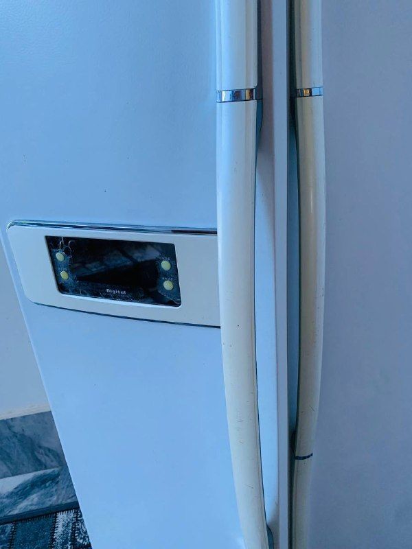 Selling a double door refrigerator