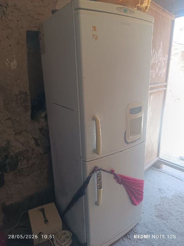Hello, dear fellow countrymen, the refrigerator is healthy, provided the work is sold at the price of 9500 nine thousand five hundred.
