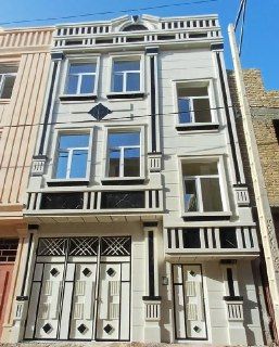 Urgent two and a half story house for sale in Herat
