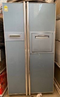 New and clean large double door refrigerator for sale, price 18000, fits well 0795130180