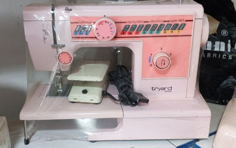 Japanese electric sewing machine