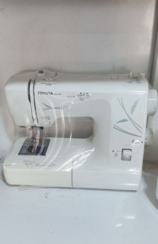 Japanese switch electric sewing machine