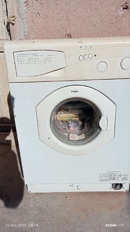 Fully automatic washing machine, fully healthy, working condition, price 4500 Afghanis, contact numbers 0789884086, 0729467103