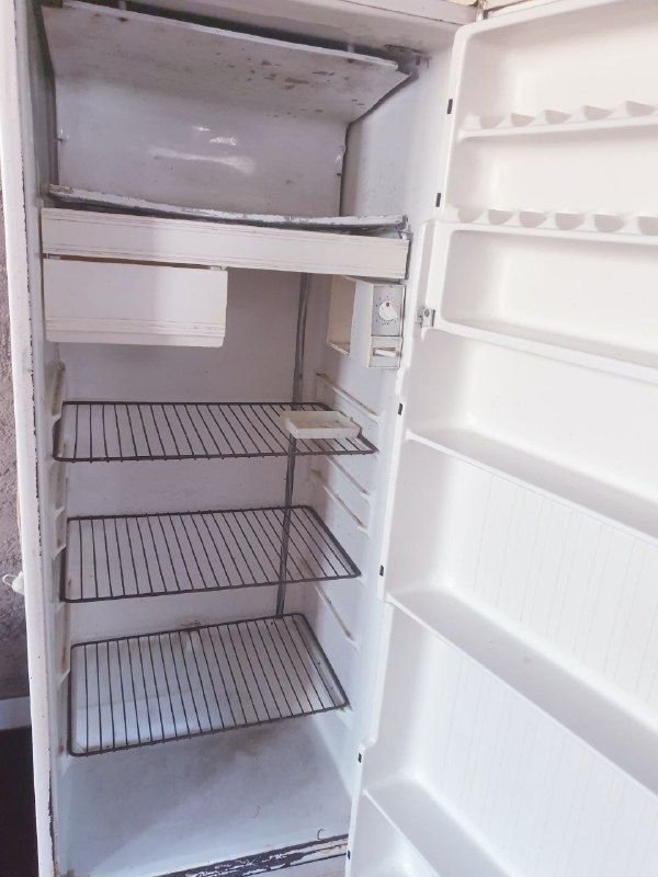 Selling fixed and active refrigerators