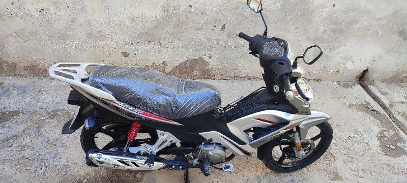 sale aajl motor lmr asporti to color silor with kar krd khili km in hd new to model 402 zrort to pol to price 60 hzar afghani with andk jor amd khridar oaqai to this number ha to contact shod