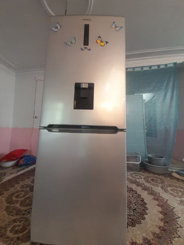 Refrigerator for sale in new and healthy condition without any defects