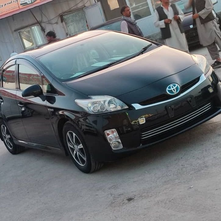 Black Prius 🇦🇫💐