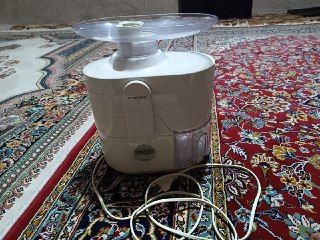 Kenwood juicer is excellent, safe, for sale, price is 1000, 0798945612