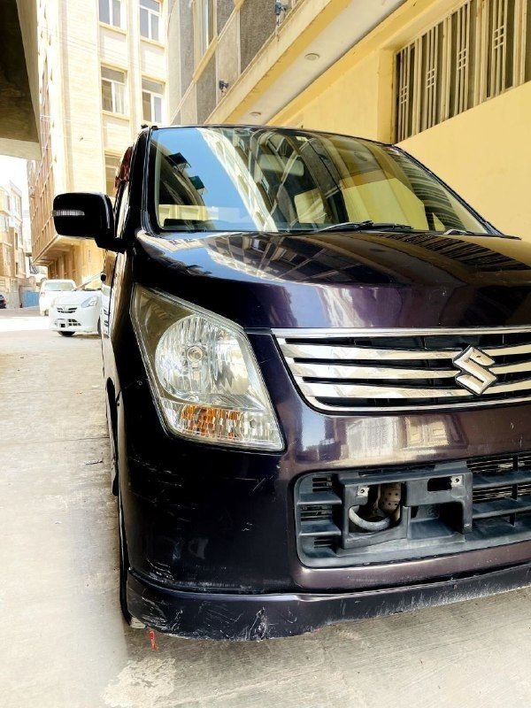 In the name of God, the Merciful, the Merciful, auction, auction, auction, armor, market price, Wagner car, very low consumption, with warranty, very new, active heater, cooler, company jar, full, without color, excellent sound system, car minister, check, check, very new