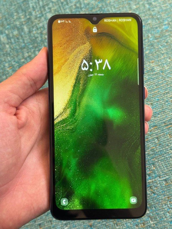 Samsung Galaxy. ? A70