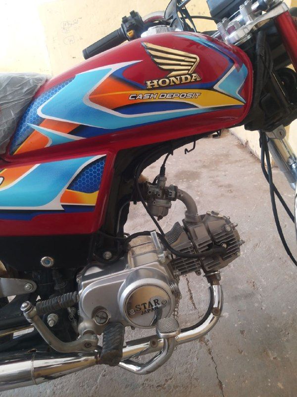 Urgent sale of Seventy model 2025 motorcycle at the price of 21500 with a little fit, contact number 0790852468