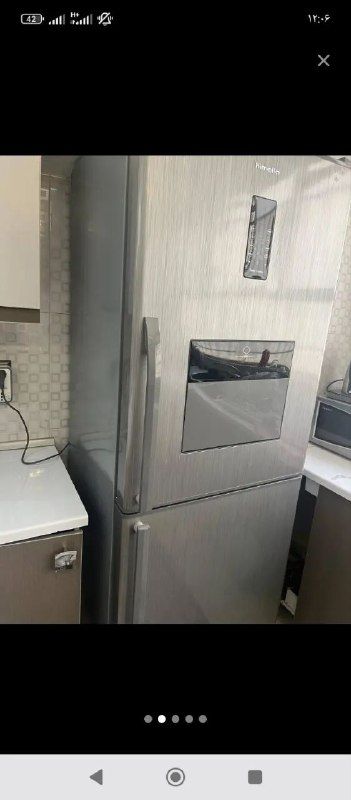 Greetings, dear friends, Hemali brand fridge-freezer, for sale due to immigration, buyer contact 0795359767. 0731146524