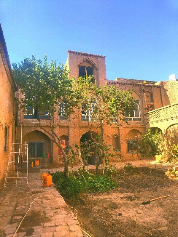 Selling a 500-meter house in Chaharso