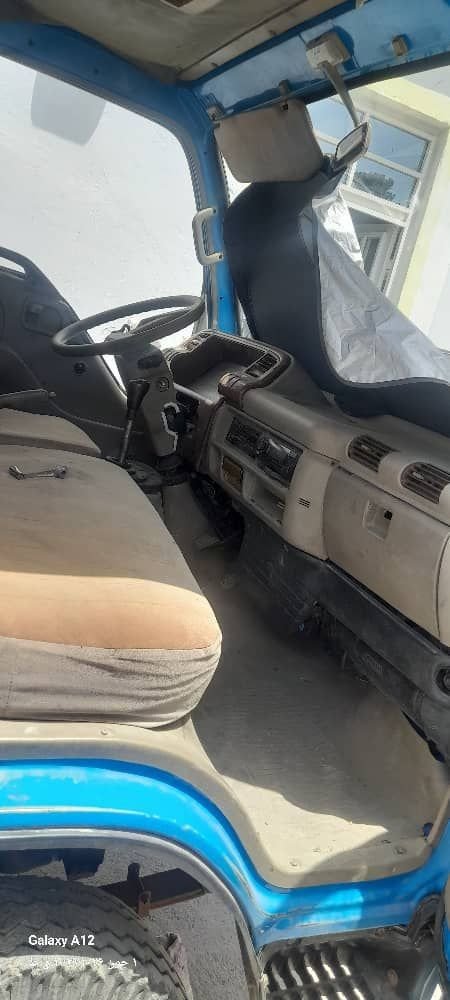JAC city cargo, large and spacious back, gear gearbox, color and very clean body, chassis, completely healthy and without dents, engine and gearbox, on the condition of diag and expert, tires are completely new, active sticker and without legal problems