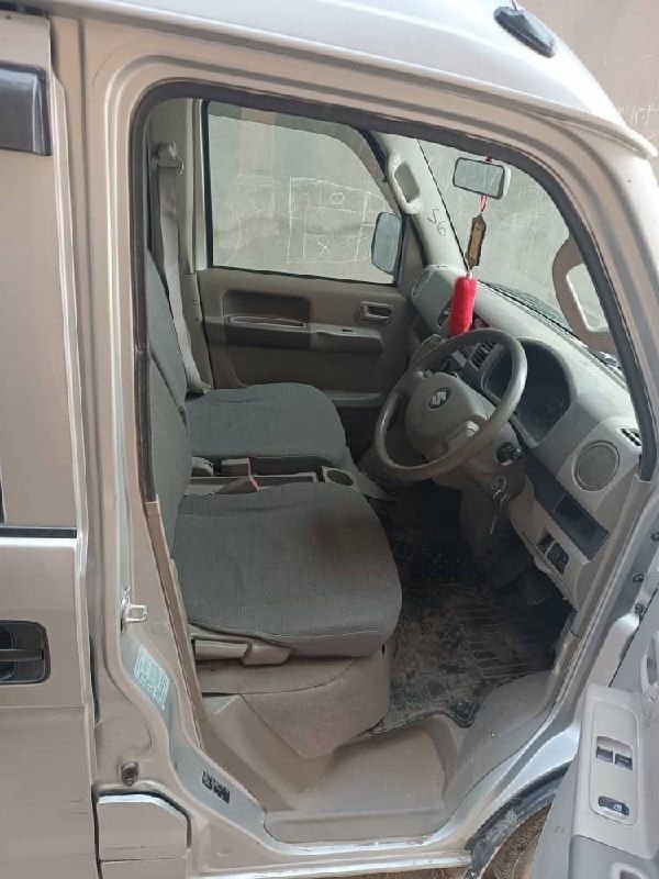 Debe car, model year 2014, healthy, no problems, homemade, price 160,000, with a little fit, contact number 0794668119